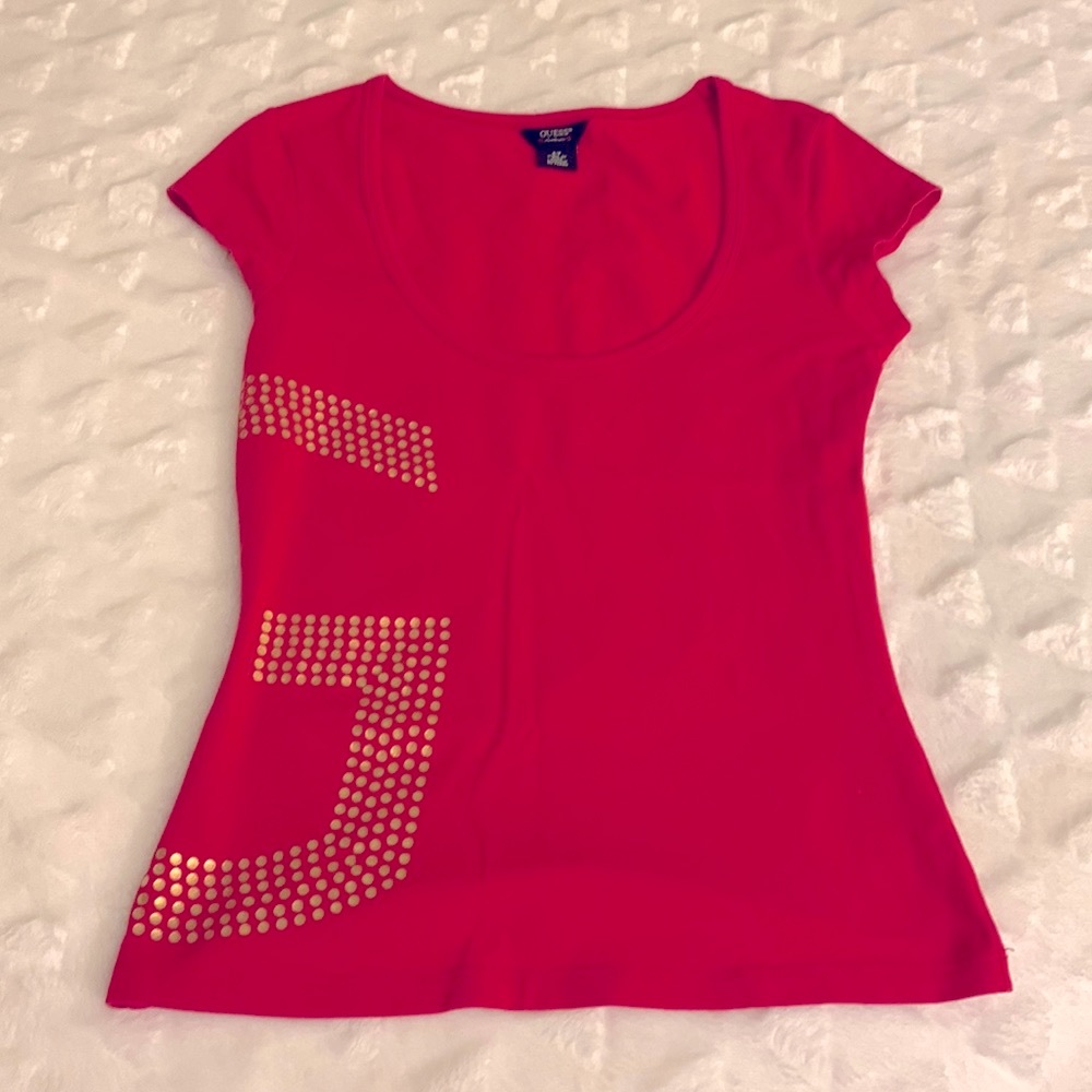 ❤️Red Guess Top, Once, Size Small❤️ Super Cute!!